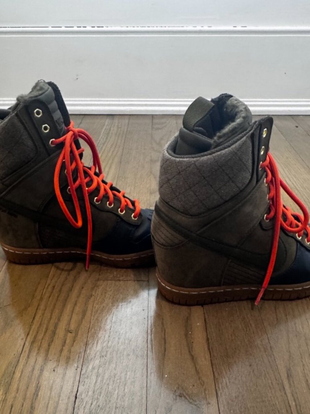 NIKE Women's Dunk Sky Hi Sneakerboot, Excellent Condition, Size 6 - Picture 11 of 12
